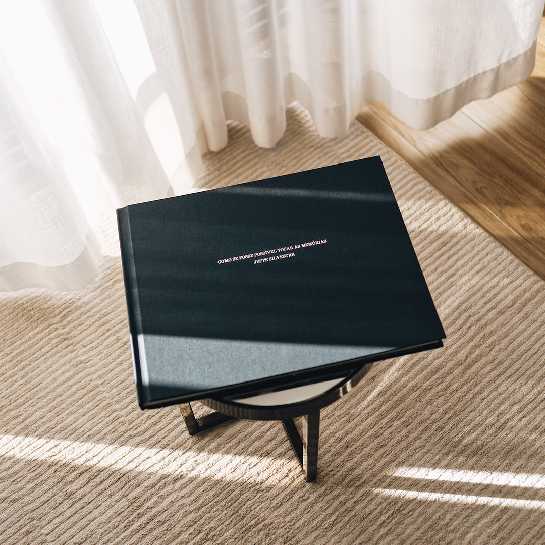 Table Book Grande
