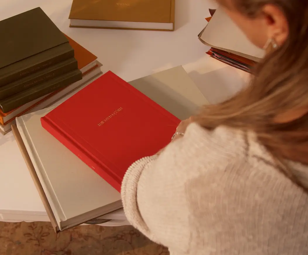 Flavia Nasser background